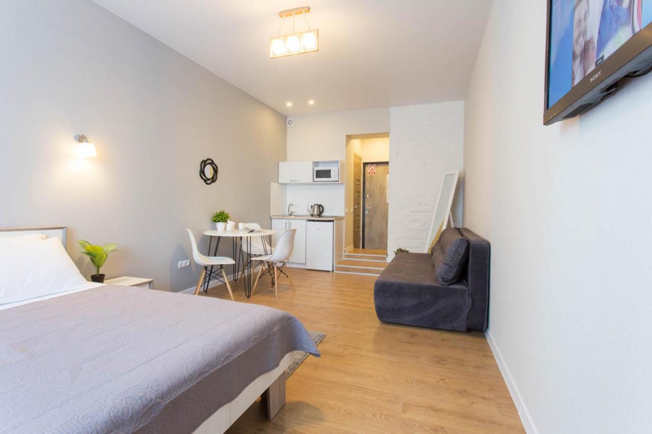 New Studio, Metro Yaroslava Mudroho And Universytet - Chernyshevska Str 95-3 Харьков Экстерьер фото