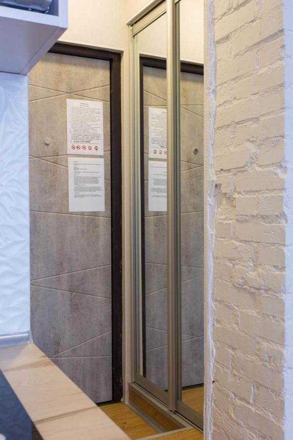 New Studio, Metro Yaroslava Mudroho And Universytet - Chernyshevska Str 95-3 Харьков Экстерьер фото